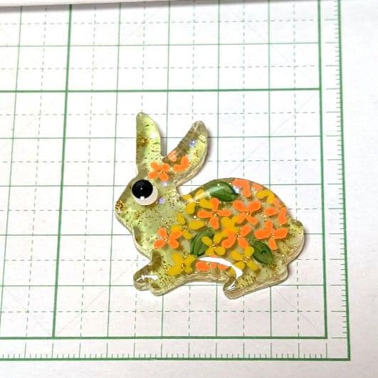 ひまうい様　12.2 ウサギ　レジンヘアゴム　金木犀の香りを纏う