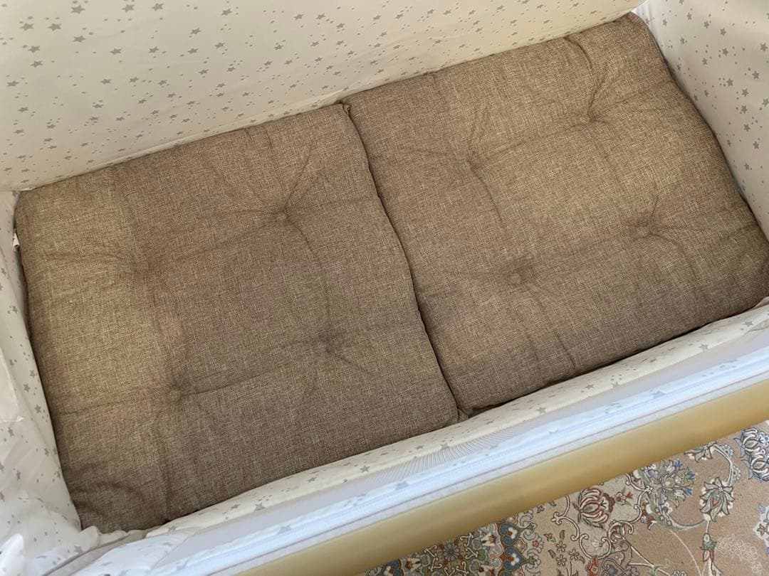 【美品】HZDMJ ベビーベッド　ベージュ(別途、クッション付き⭐︎)