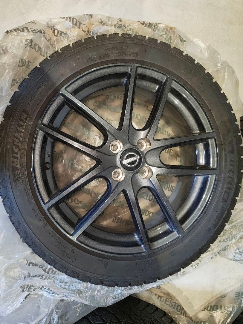 17インチ 日産純正ホイール・ミシュランスタッドレスタイヤセット