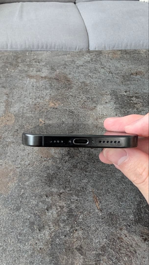 Apple iPhone 16 ProMax 256GB ブラックチタニウム