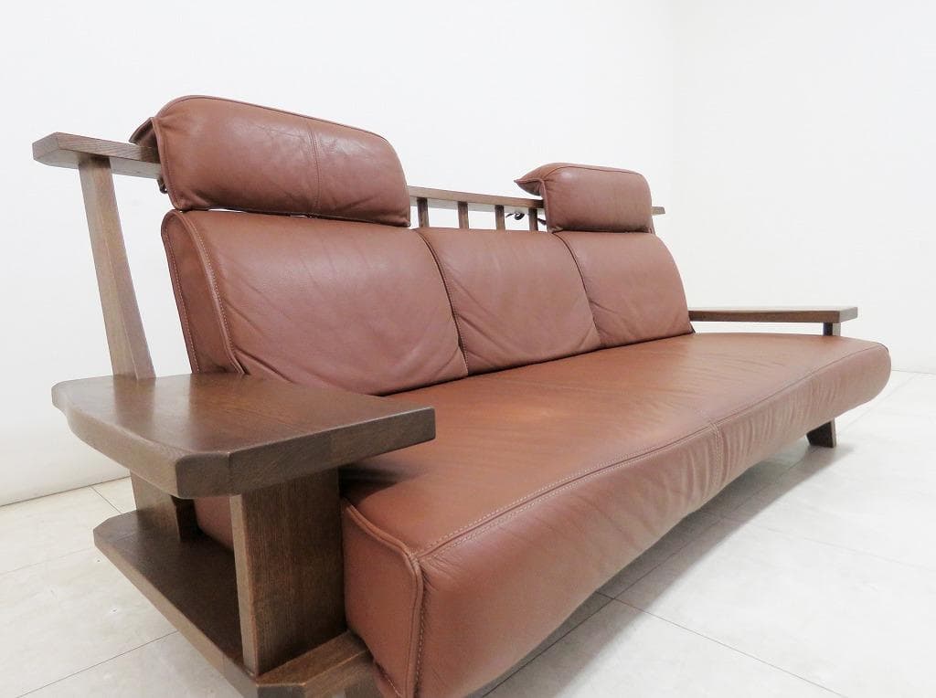 ■葉山ガーデン■WAZA 3人掛けソファ■本革■天然木■ウッドアーム■和モダン