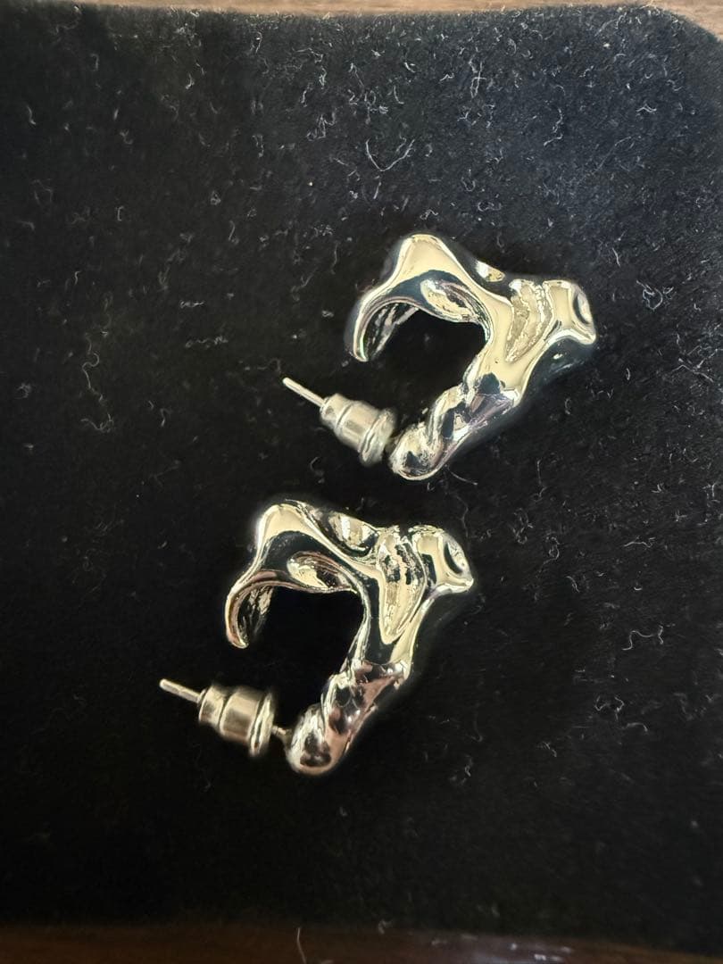 完売品　ジェントルイス　jent louis ピアス 両耳用