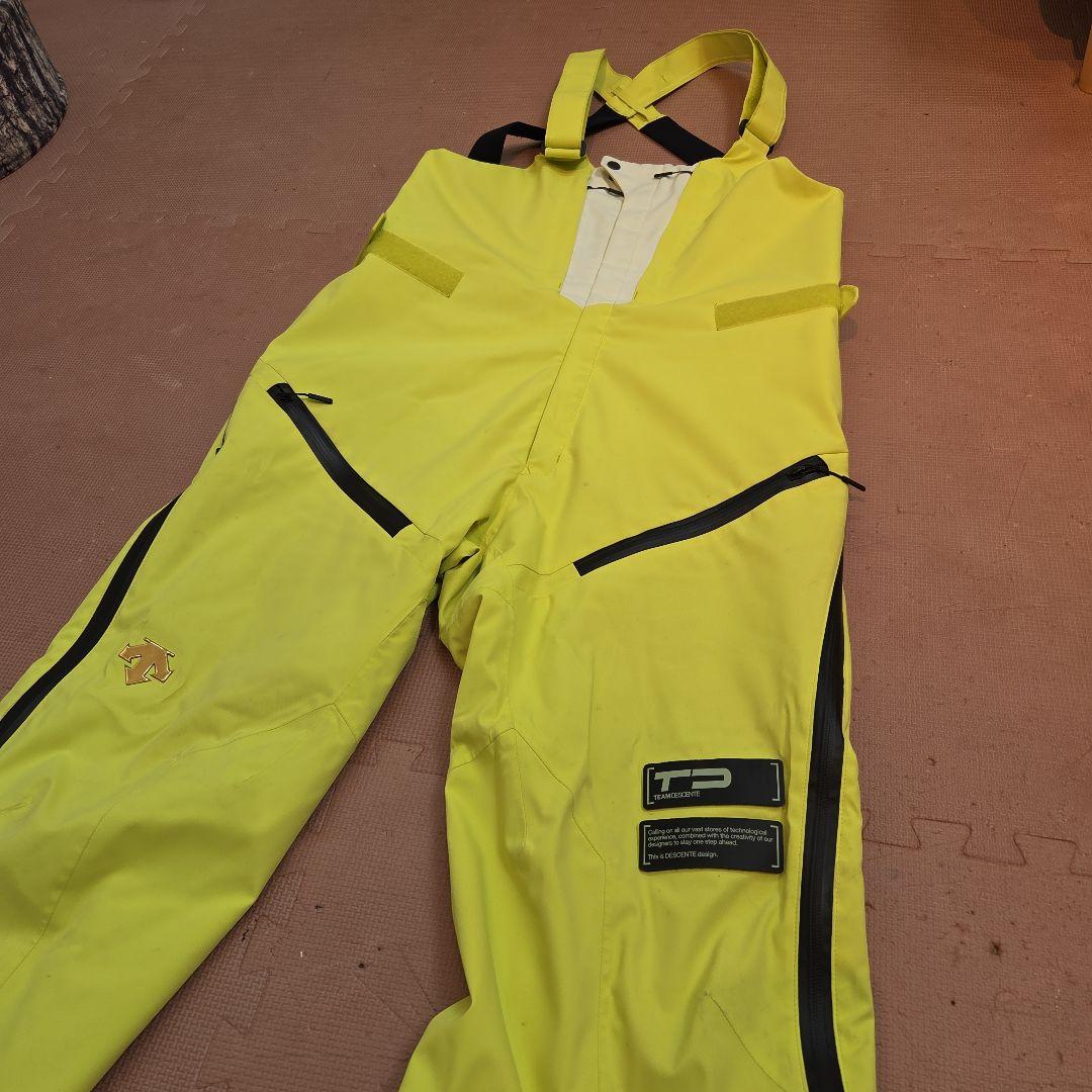 非売品・選手用 デサント TD メイトモデル スキーウエア 上下セット L