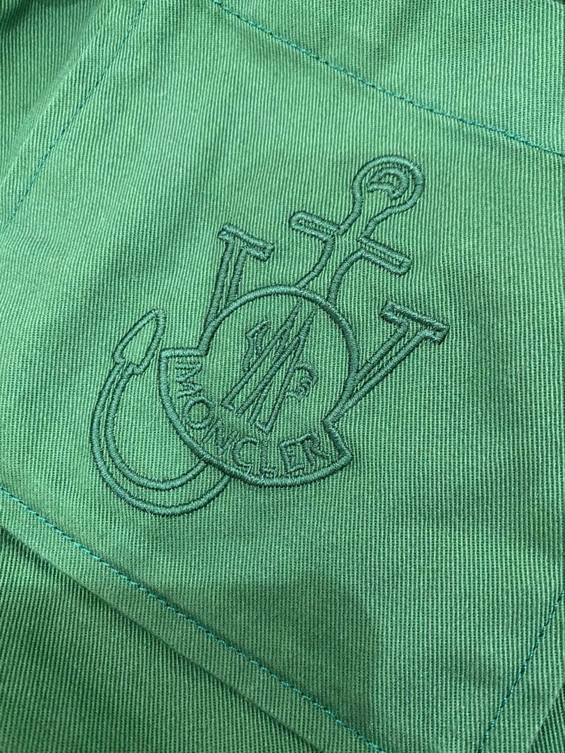 モンクレール　カーゴパンツ　グリーン