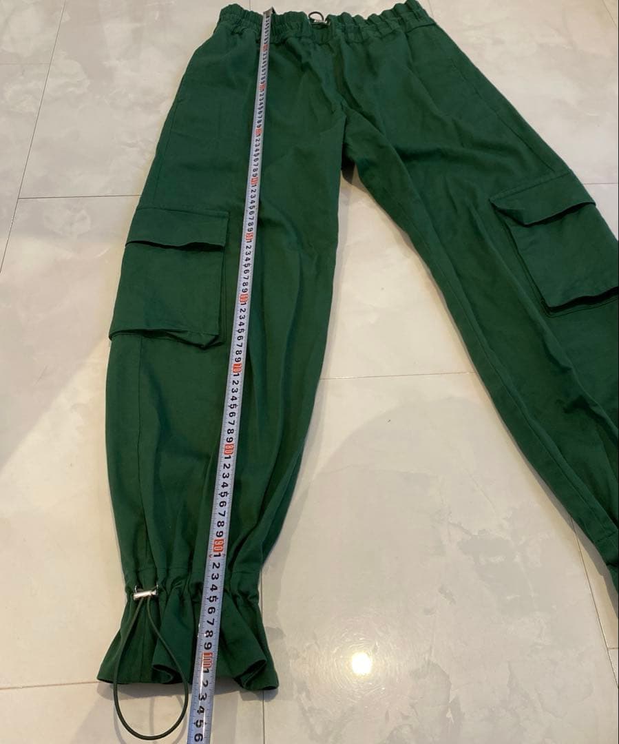 モンクレール　カーゴパンツ　グリーン