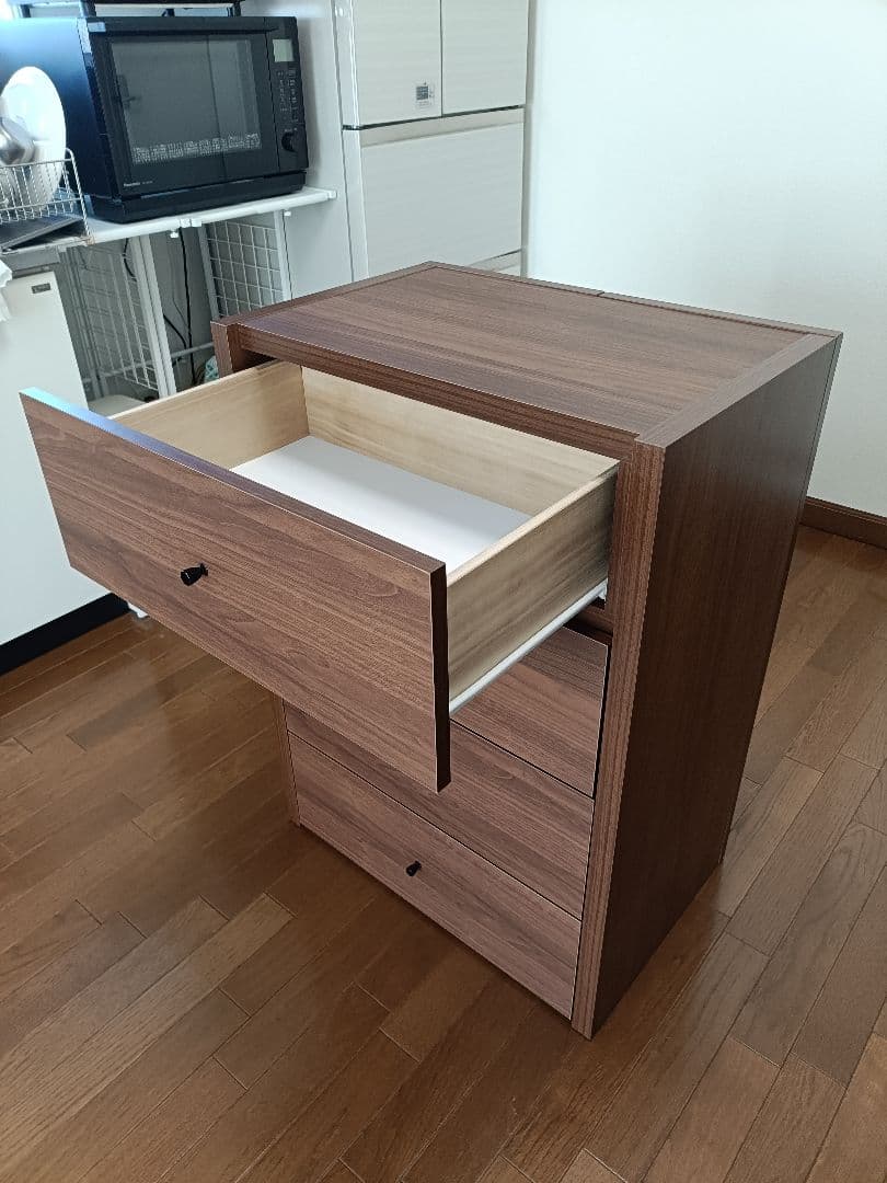 横幅可変式4段チェスト