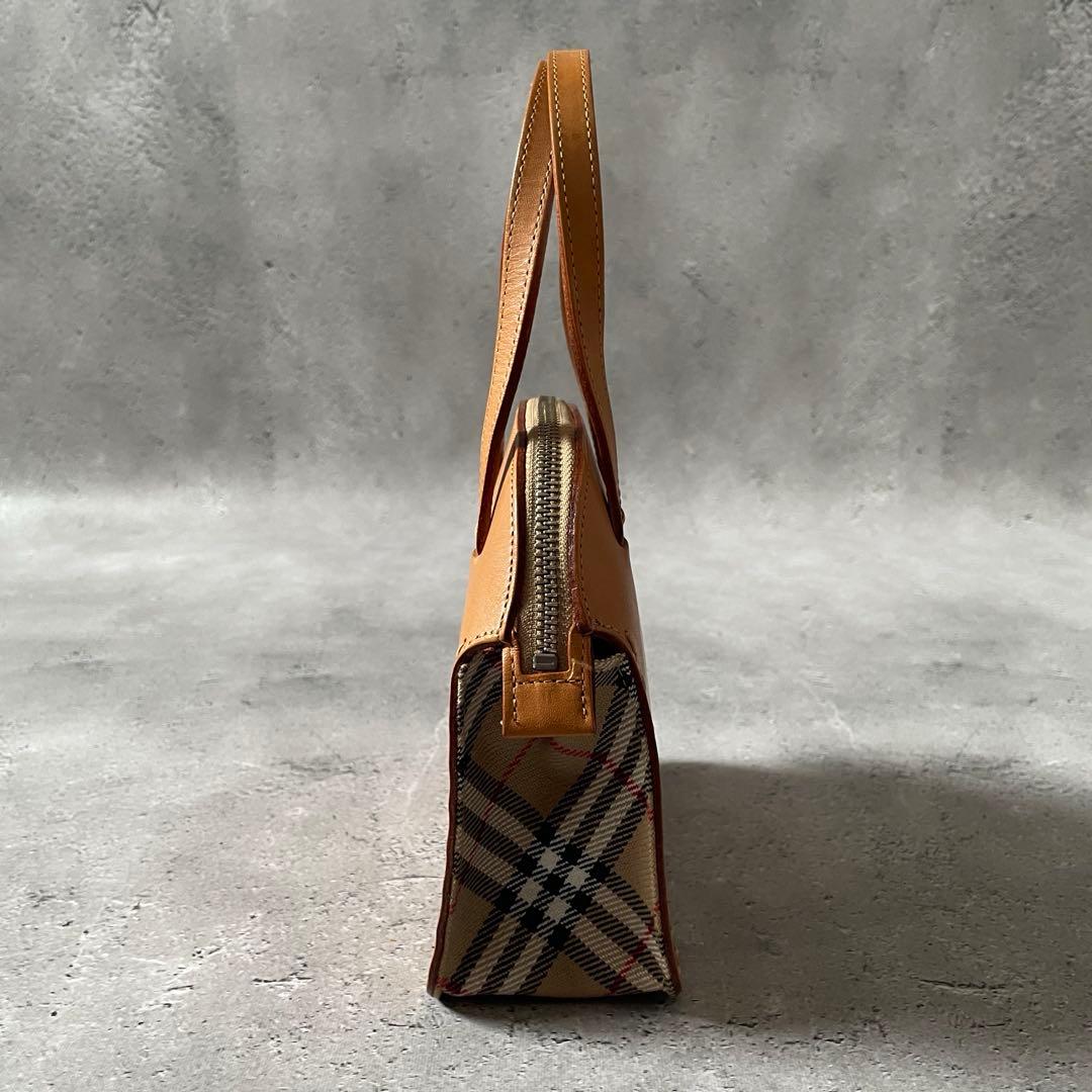 Vintage Burberry leather hand bag 型押しロゴ