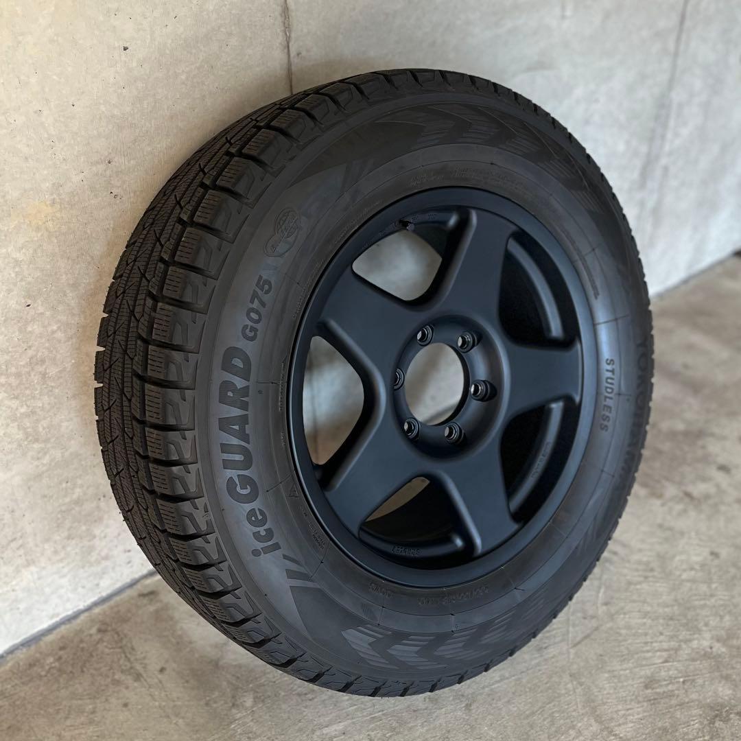 4X4 エンジニアリング ブラッドレーV ホイール　スタッドレスタイヤ　4本