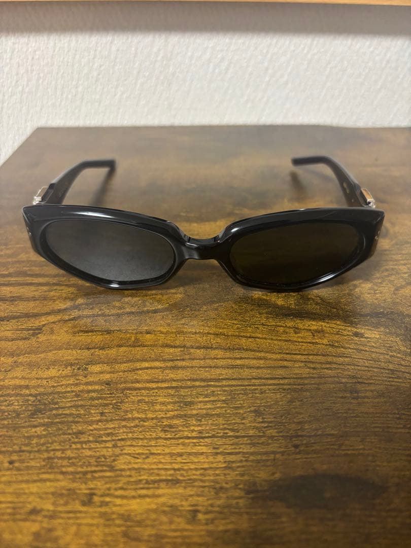 小物 gentle monster Ruvy Van 01