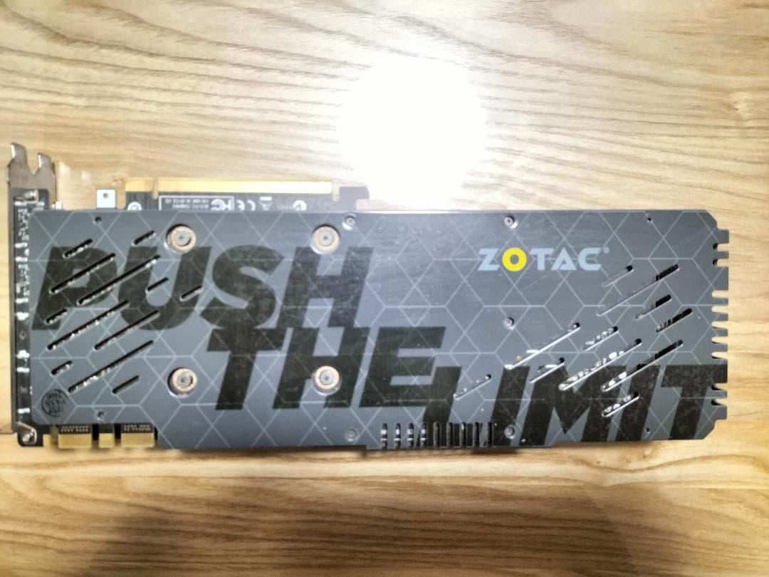 GTX 980Ti ZOTAC 3連ファン