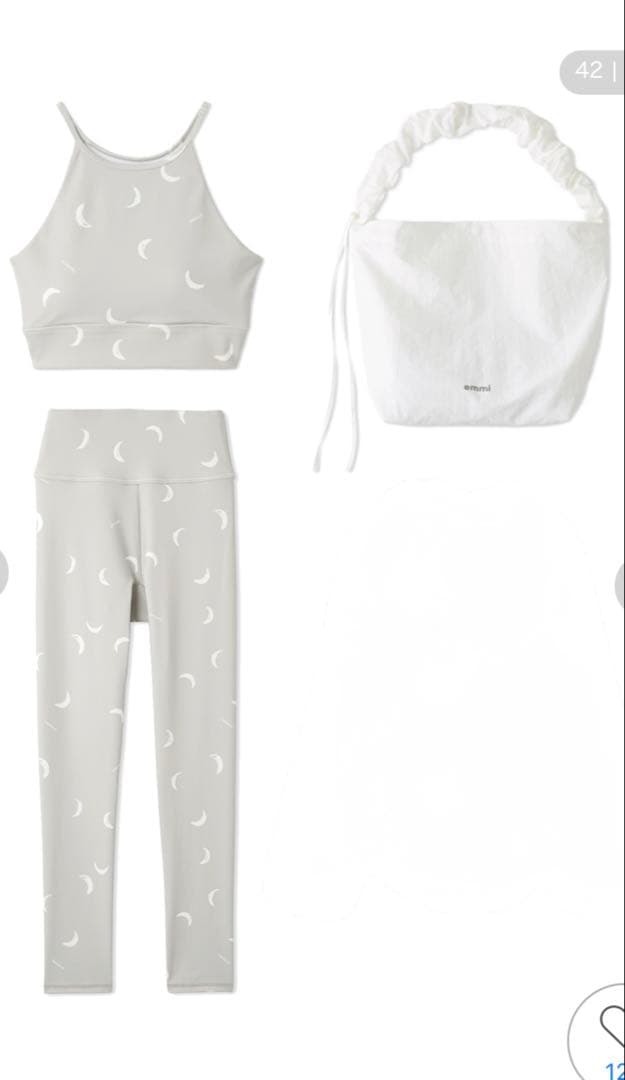 ONLINE限定】HAPPY YOGA 4SET 新品未使用