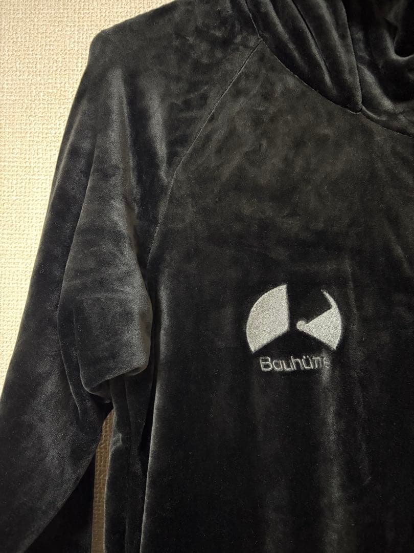 Bauhütte 着る毛布 ブラックヒーター付き　Mサイズ