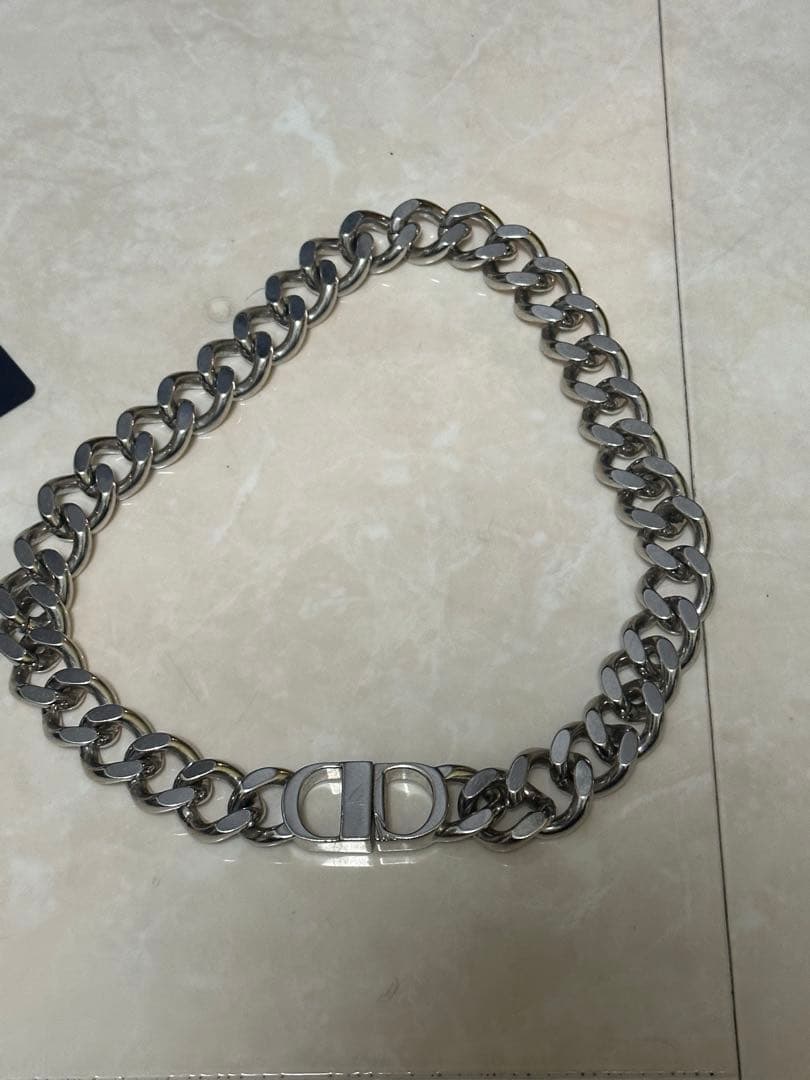 DIORメンズネックレス