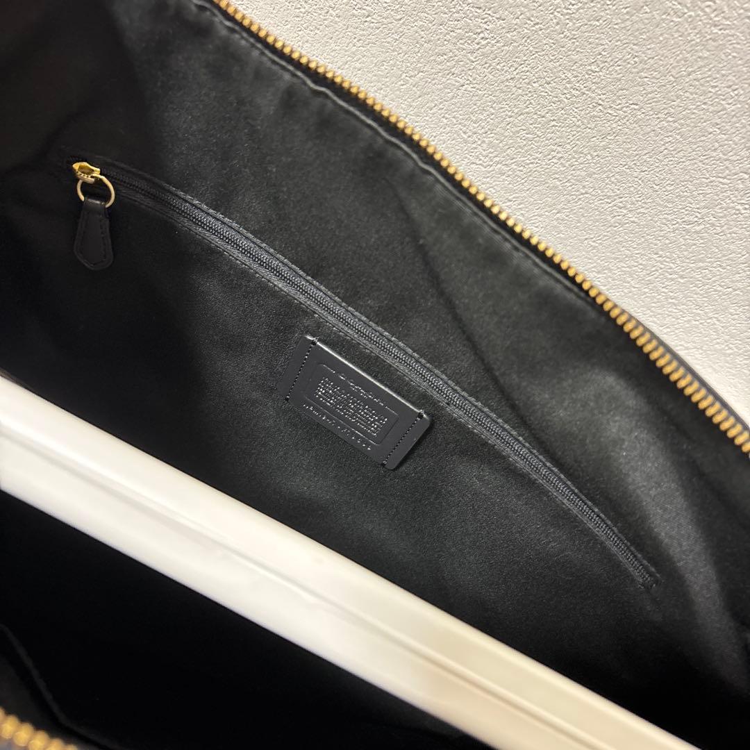 【coach】バッグ　ブラック/A4サイズ可