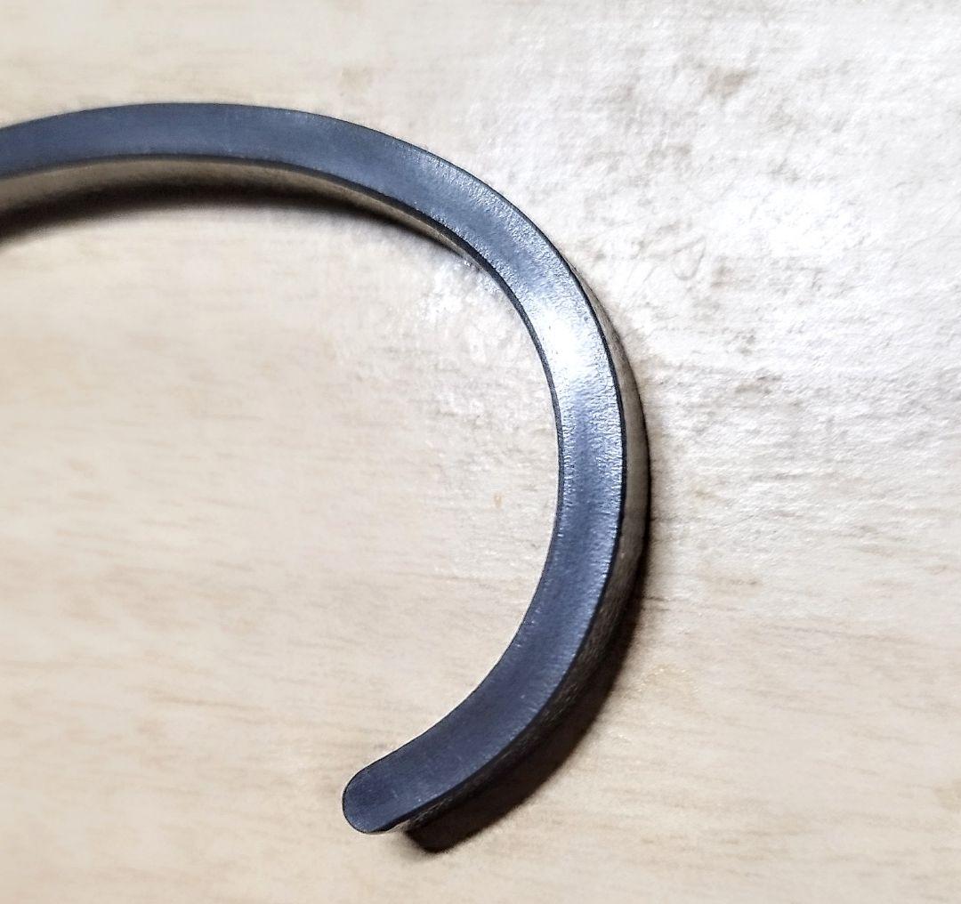 パットプルイット ジルコニウム バングル ナバホ マライカ