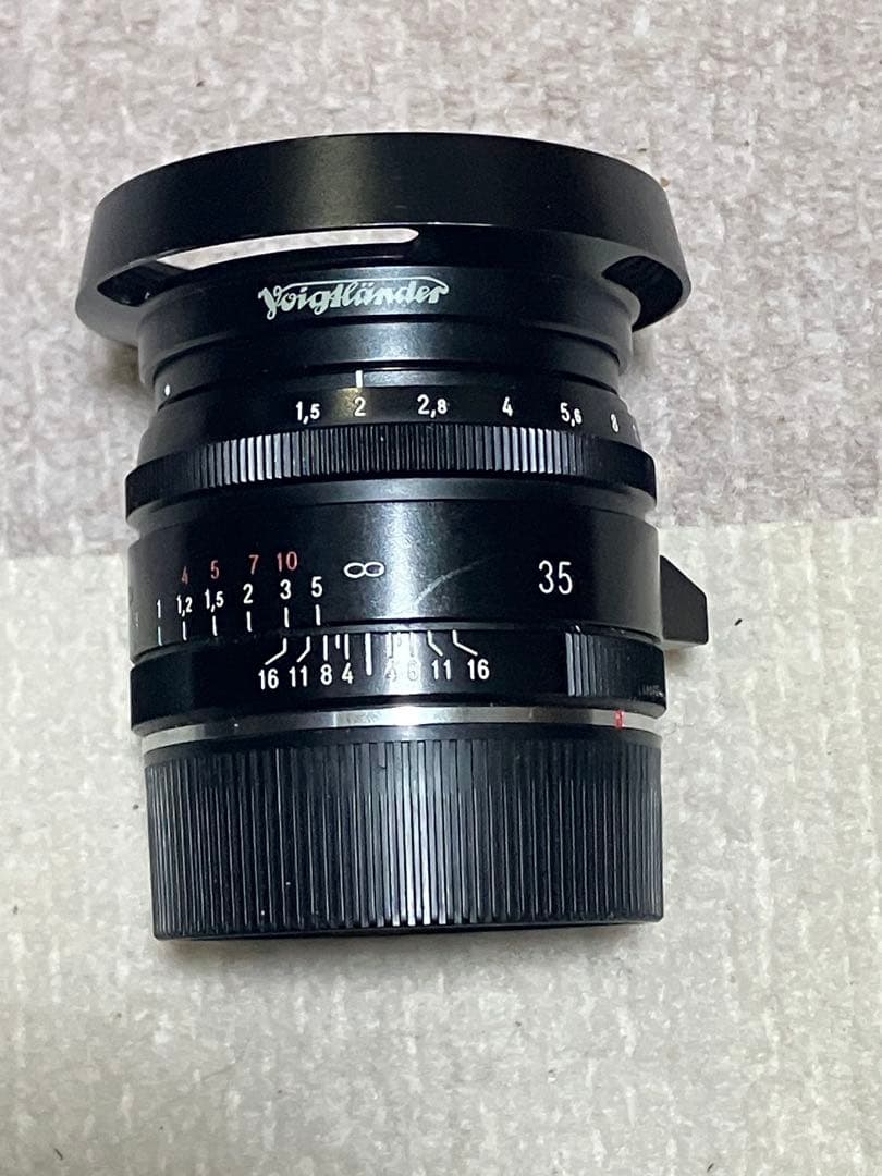 Voigtländer Nokton 35mm f/1.5 VM