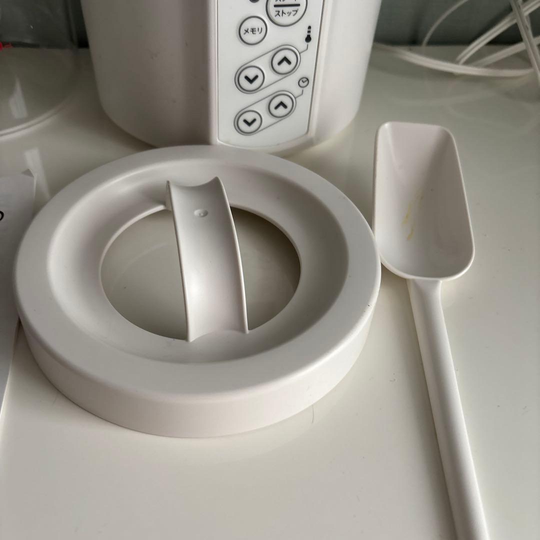 美品最新モデルガラス容器2つ付きYOGURTiAS S ヨーグルトメーカー