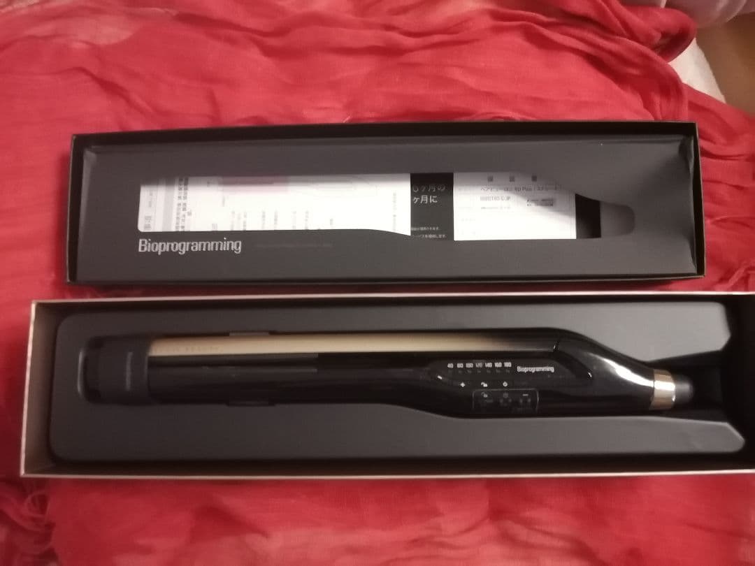 2024年12月購入、半年使用　ヘアビューロン　4D Plus（ストレート）