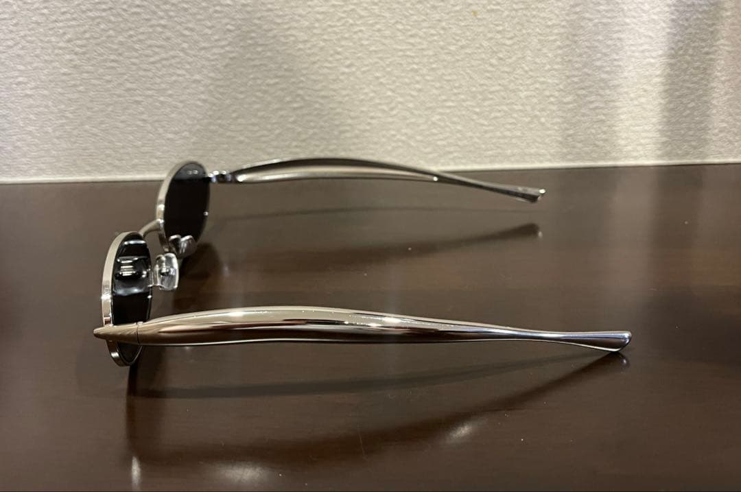 小物 Bottega Veneta Sardine oval sunglasses