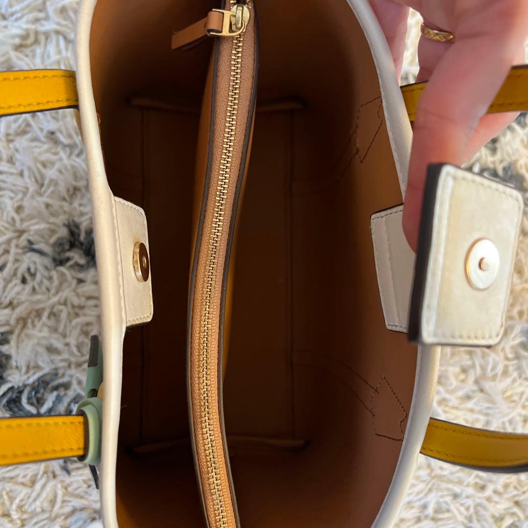 TORY BURCH 美品　カラフルキャンバストートバッグ