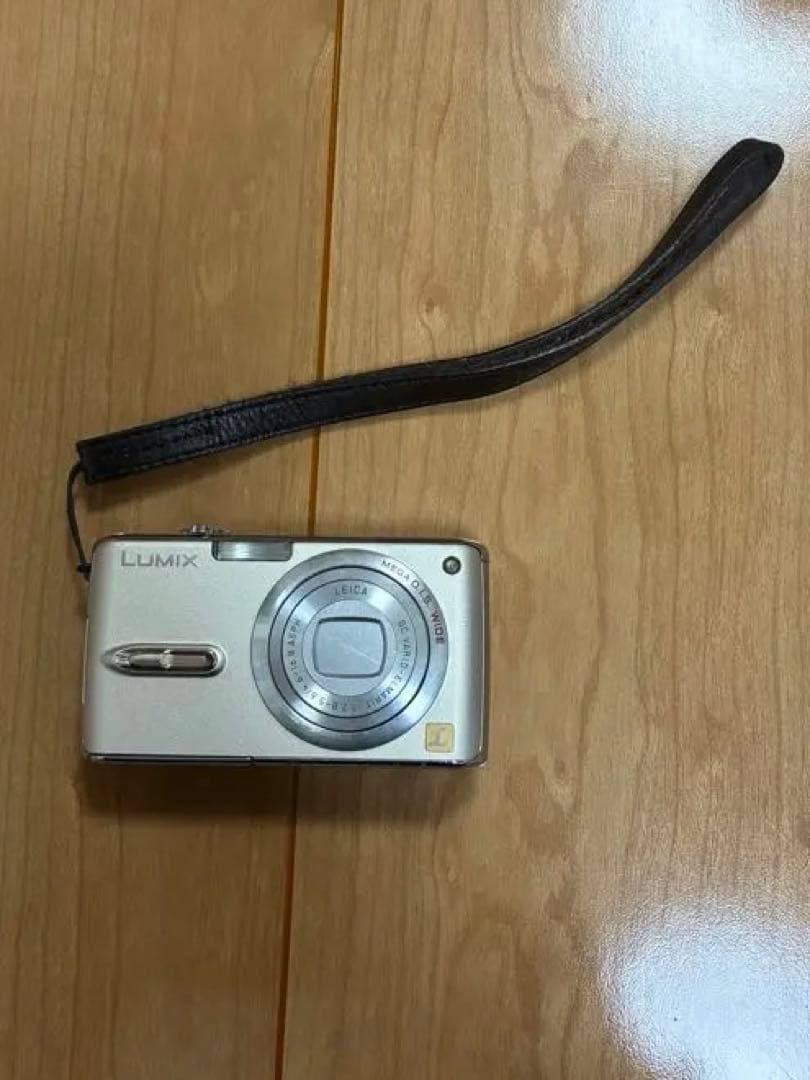 動作確認済み　Panasonic DMC-FX07 コンパクトデジタルカメラ