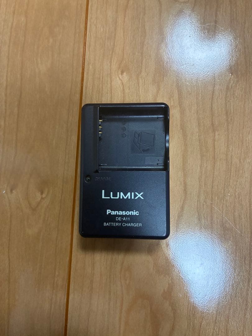 動作確認済み　Panasonic DMC-FX07 コンパクトデジタルカメラ