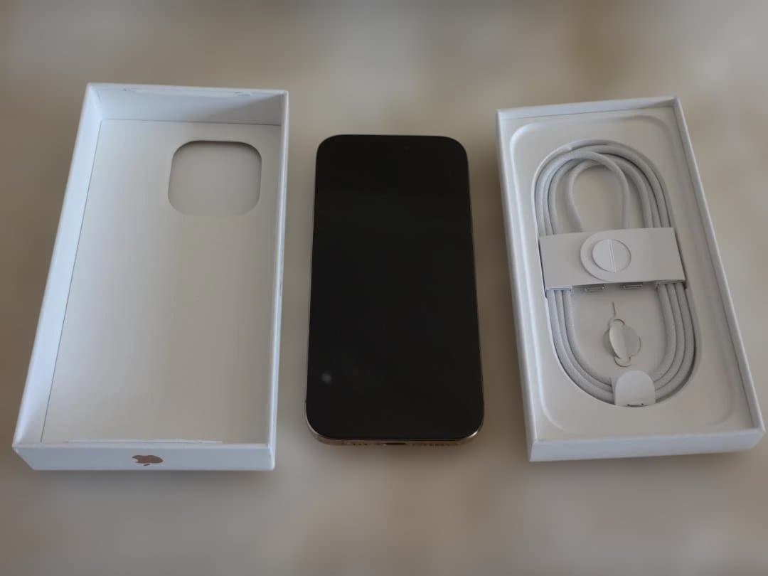 【中古美品】iPhone 16 Pro デザートチタニウム 128GB 95%