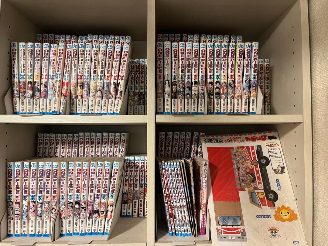 ワンピース 全巻（1〜112）＋関連本