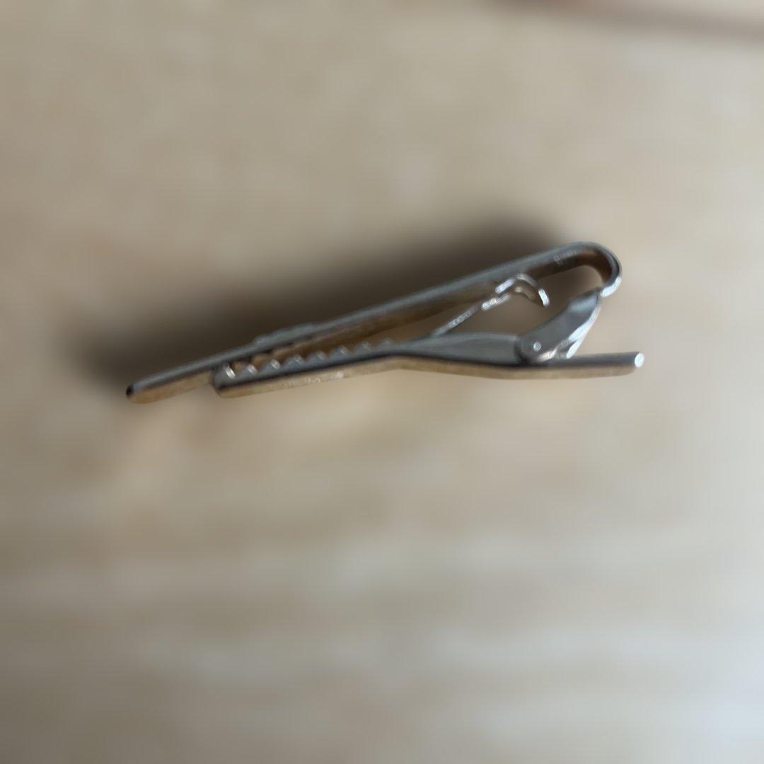 良品　Burberrys ネクタイピン　タイピン　ゴールド　金　おしゃれ 人気