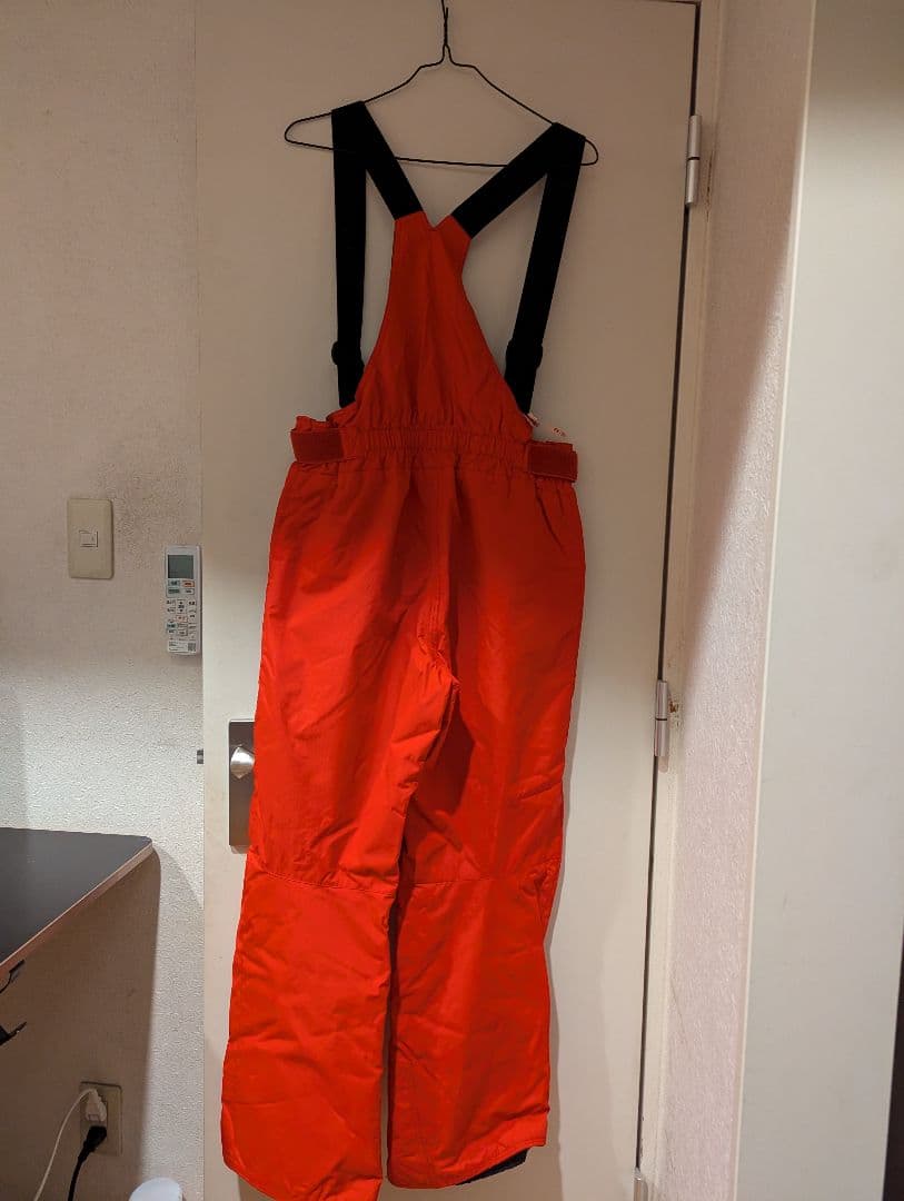 C*o様 DESCENTE М スキーウェア 上下セット 黒/赤