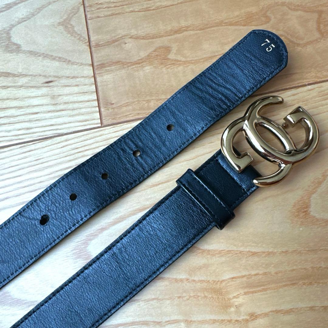 GUCCI ベルト　美品　ヴィンテージ　75 グッチ　黒　レディース　ロゴベルト