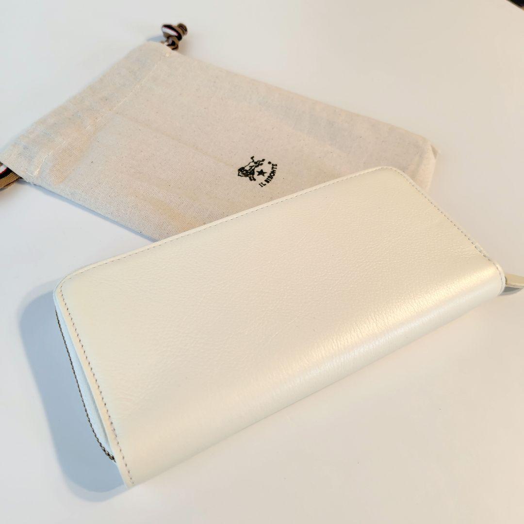 ★未使用★ イルビゾンテ アイボリー 長財布 ジッパー式