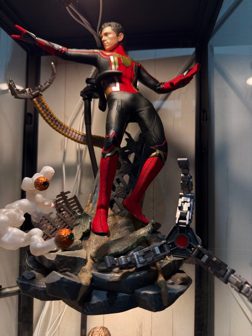 ピ*ル様 ホットトイズ　スパイダーマン インテグレーテッドスーツ トイサピ限定