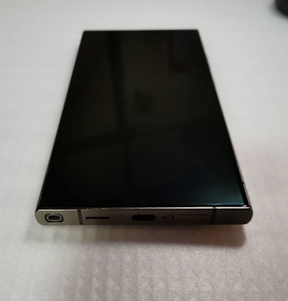 t*i様 Galaxy S24 ultra 海外版 256GB チタニウムグレー