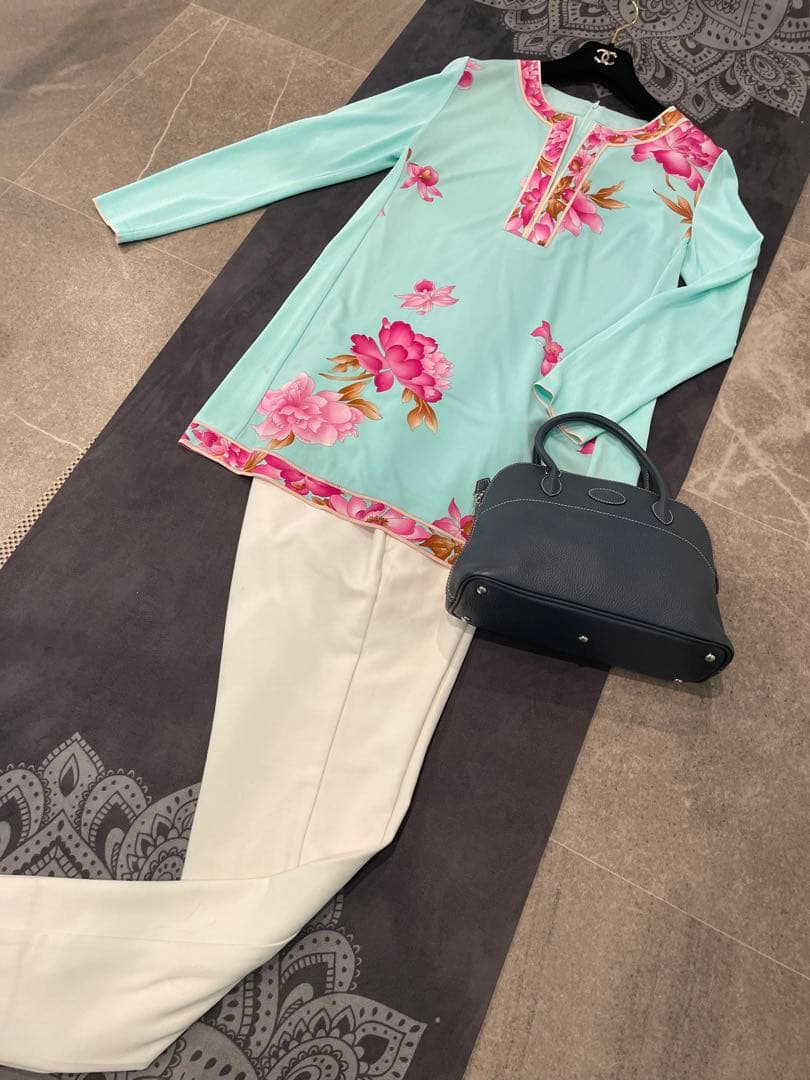 美品　LEONARD レオナール　異素材ミックス　長袖トップス　チュニック38