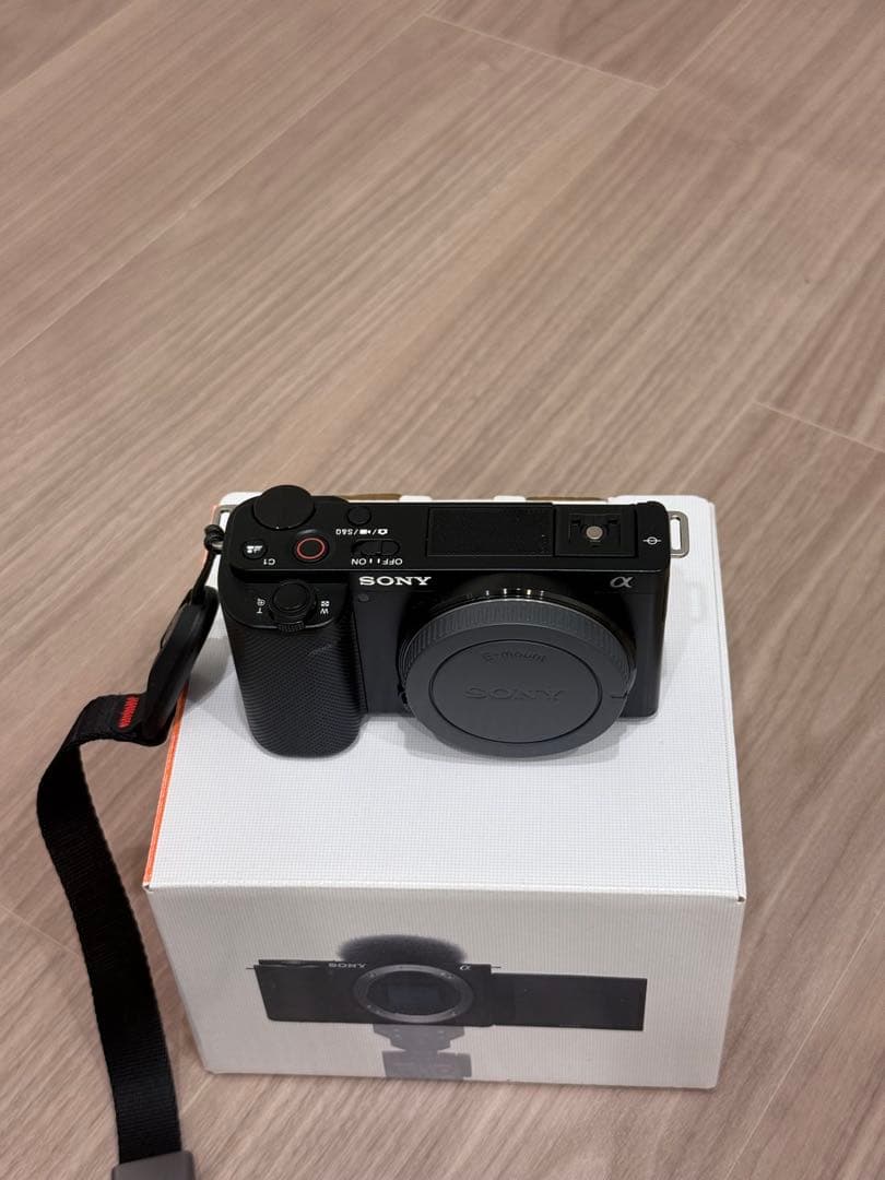 SONY ZV-E10 本体のみ