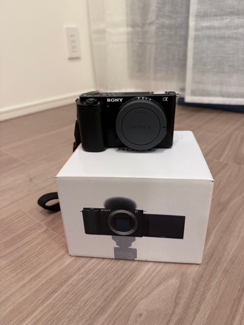 SONY ZV-E10 本体のみ