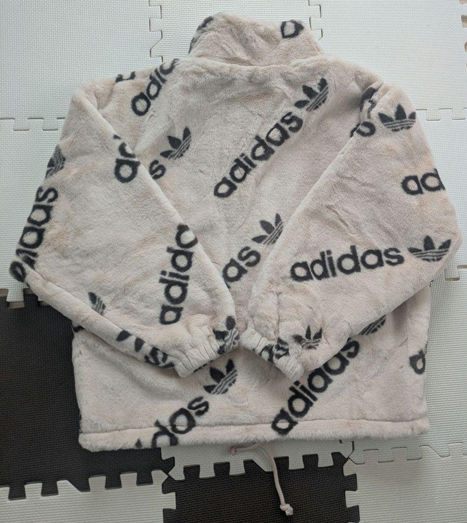 アディダス フェイクファージャケット(訳あり)