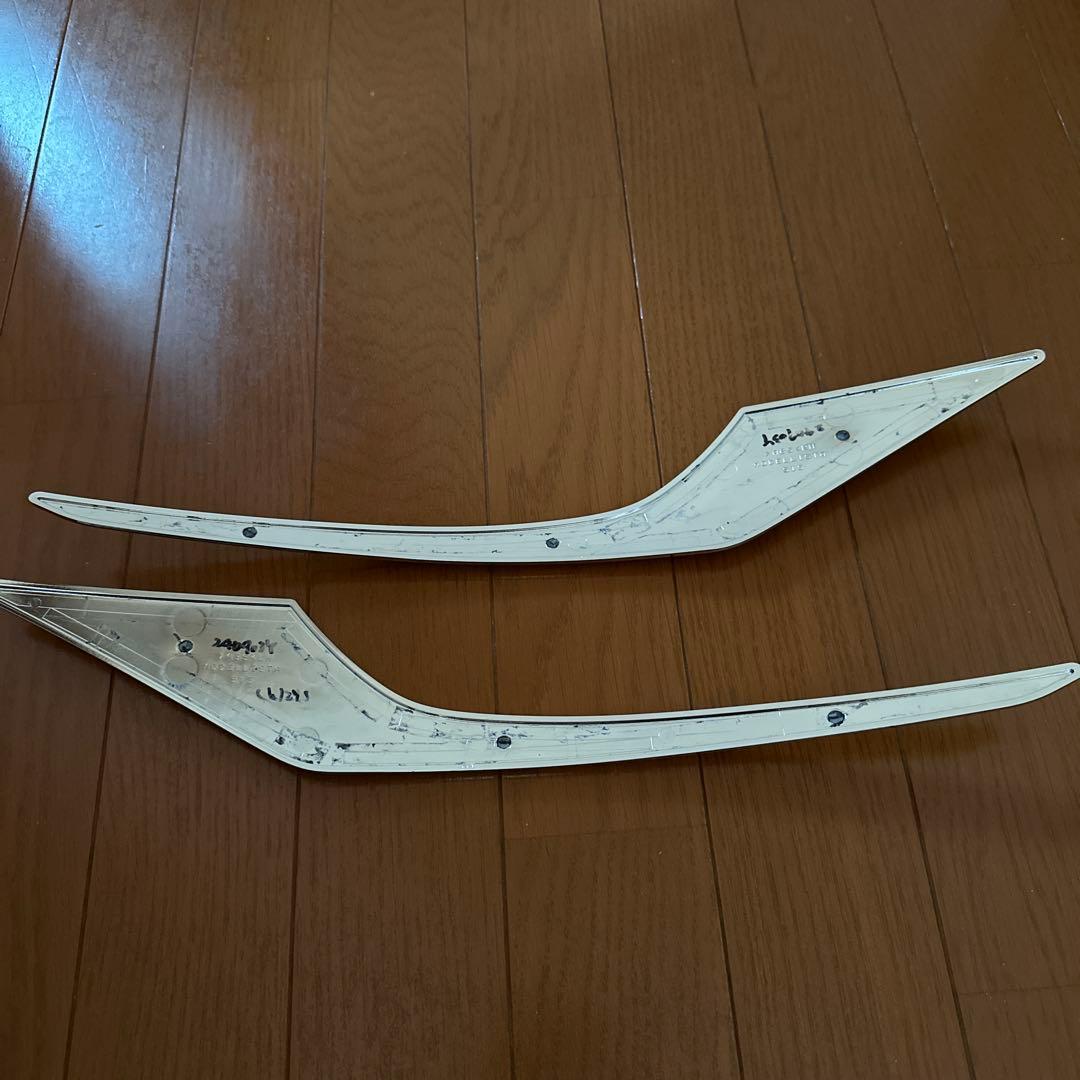 モデリスタ　プリウスPHV ZVW52 フロントグリルガーニッシュ