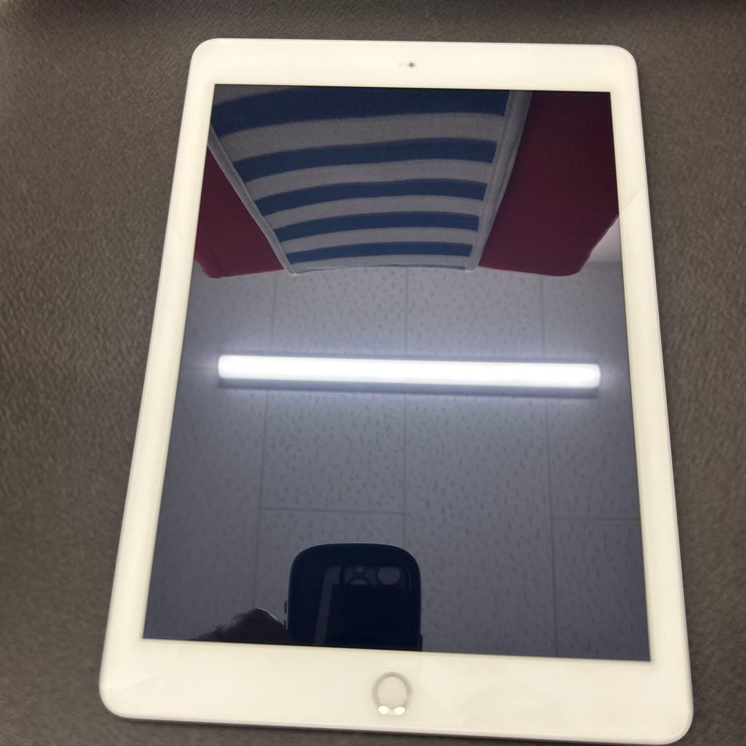 iPad 第５世代Wi-Fi 32GB