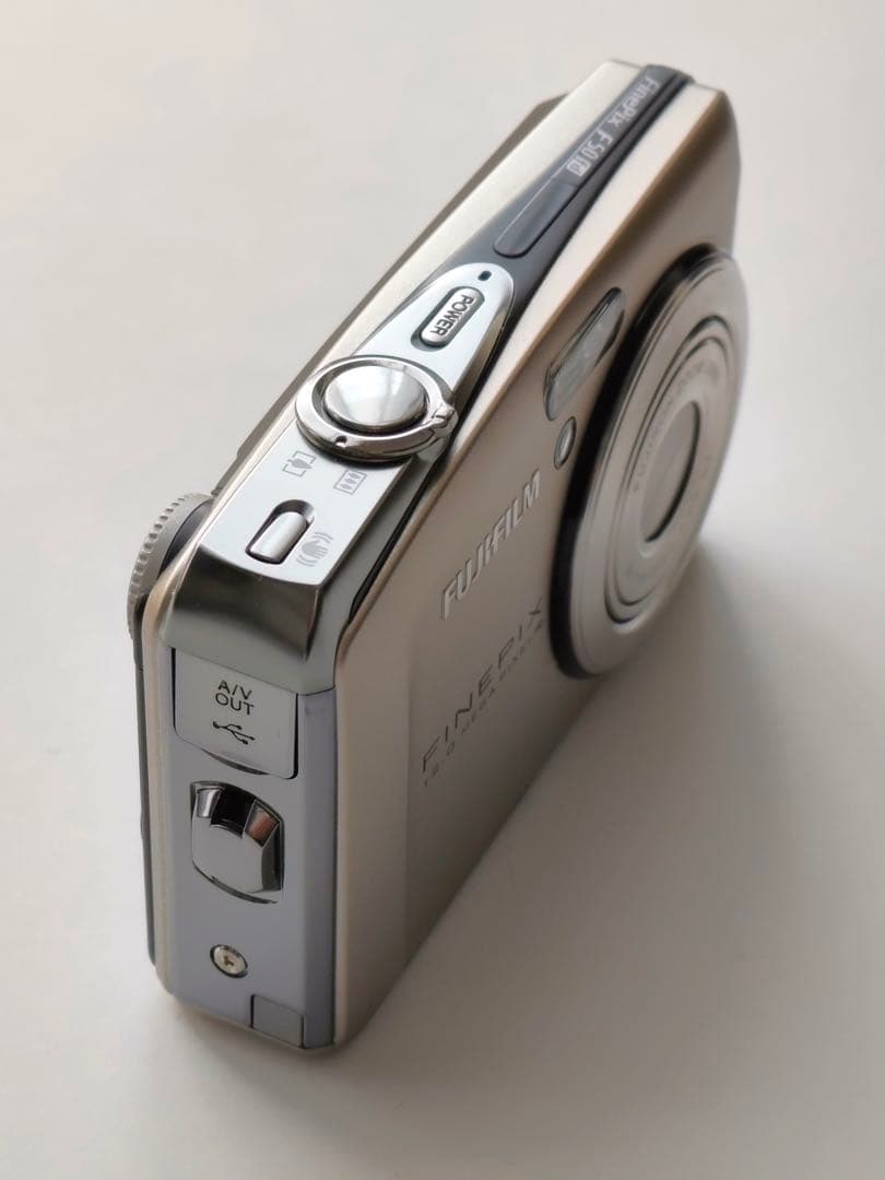 デジタルカメラ Fujifilm FinePix F50 fd