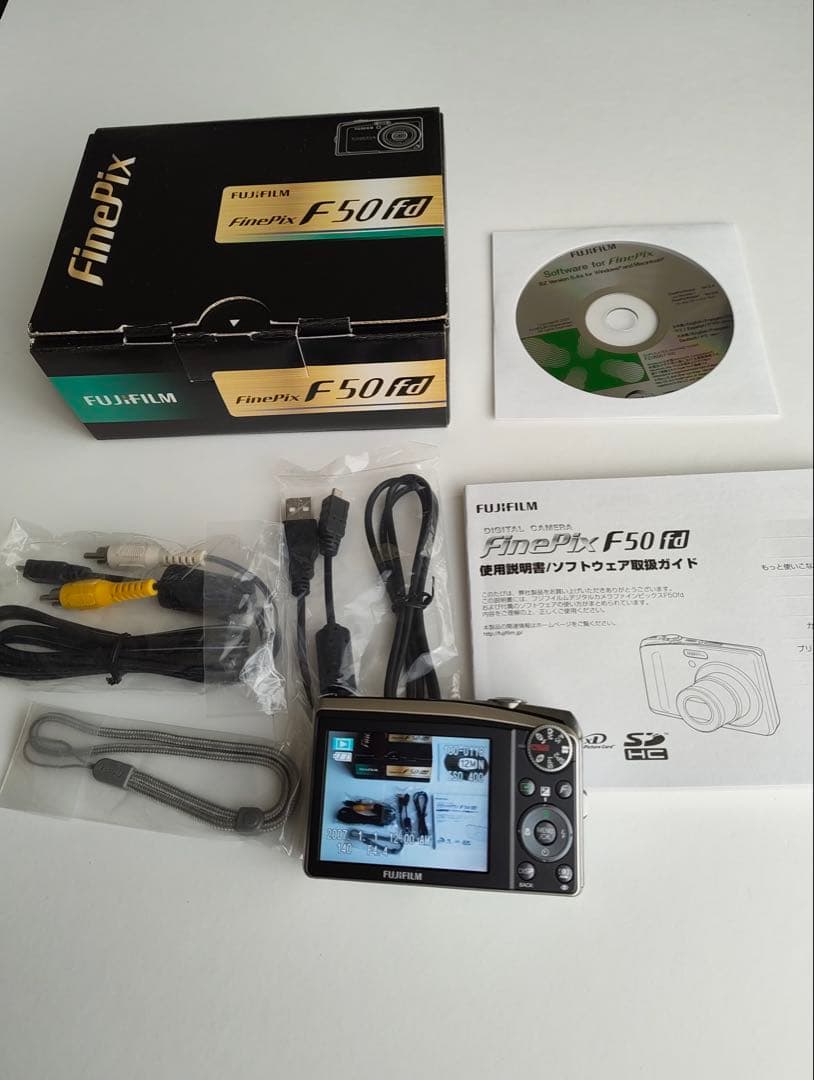 デジタルカメラ Fujifilm FinePix F50 fd
