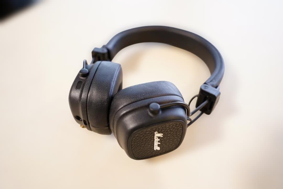 ワイヤレスヘッドホン　Marshall MAJOR V 本体のみ