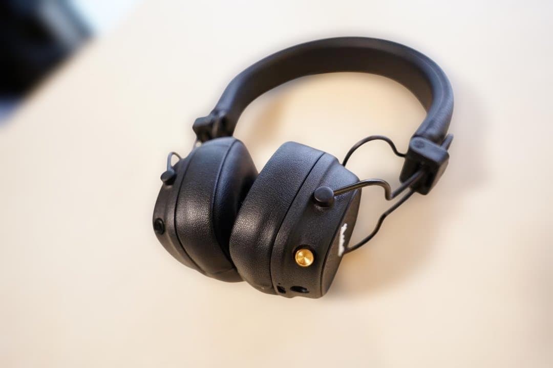 ワイヤレスヘッドホン　Marshall MAJOR V 本体のみ