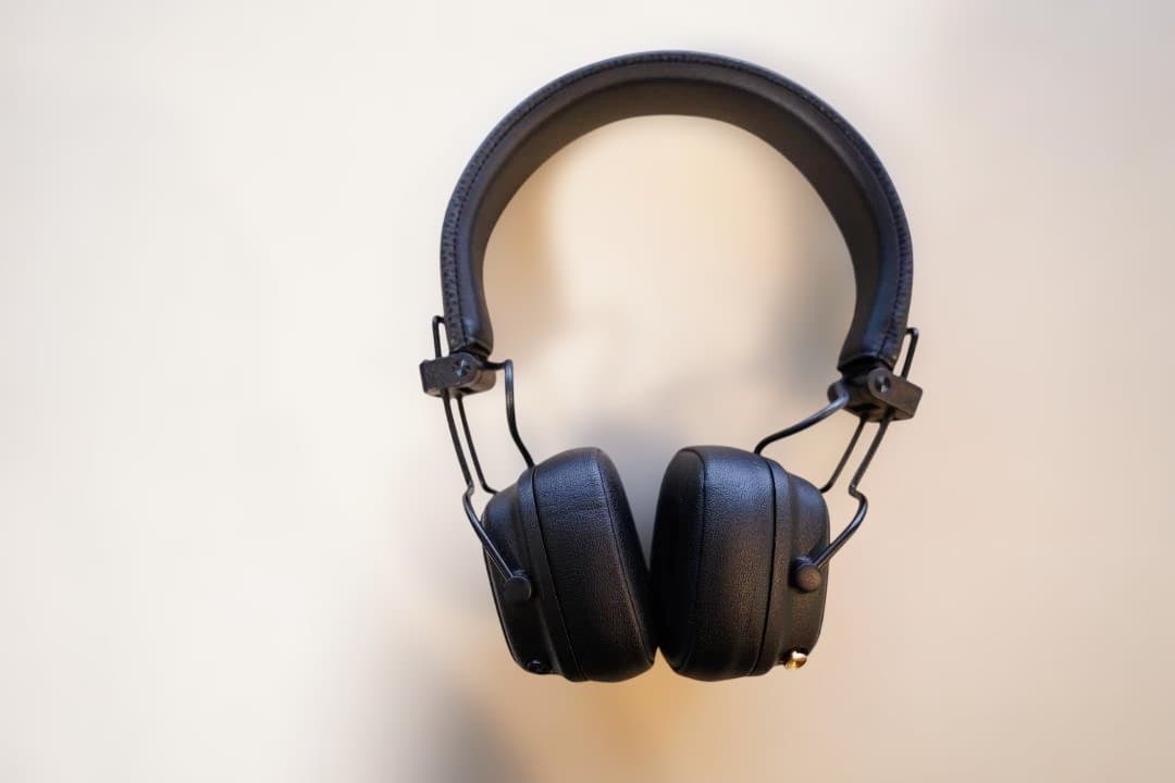 ワイヤレスヘッドホン　Marshall MAJOR V 本体のみ