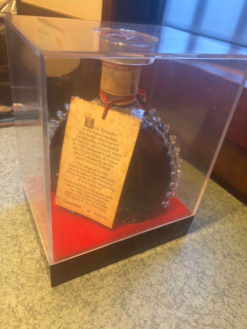 Louis XIII Rémy Martin ブランデー グラス付き