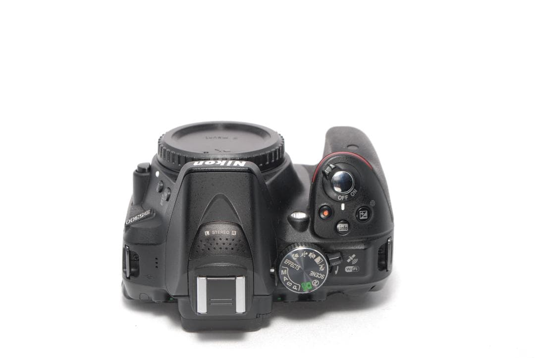 超望遠デビューに✨初心者OK✨Wi-Fi 搭載✨Nikon D5300 Wレンズ