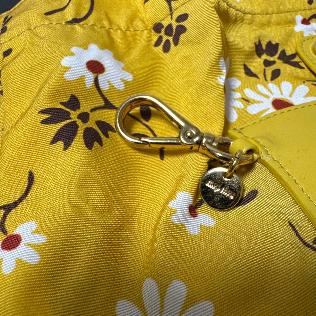 ミュウミュウ　エコバッグ　美品　miumiu