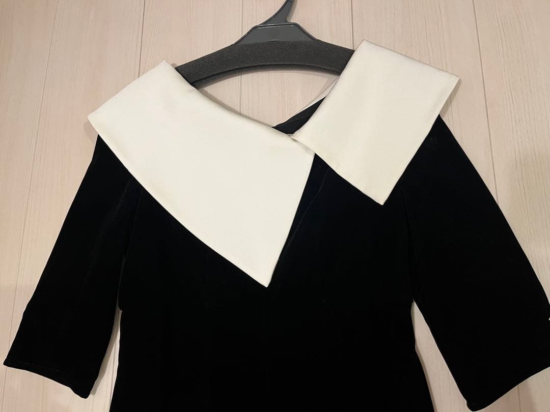 【美品】Leja Sアシンメトリービッグカラー ベロア マーメイドドレス 結婚式