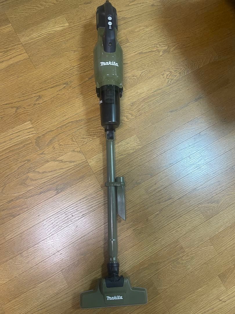 Makita スティッククリーナー CL003G
